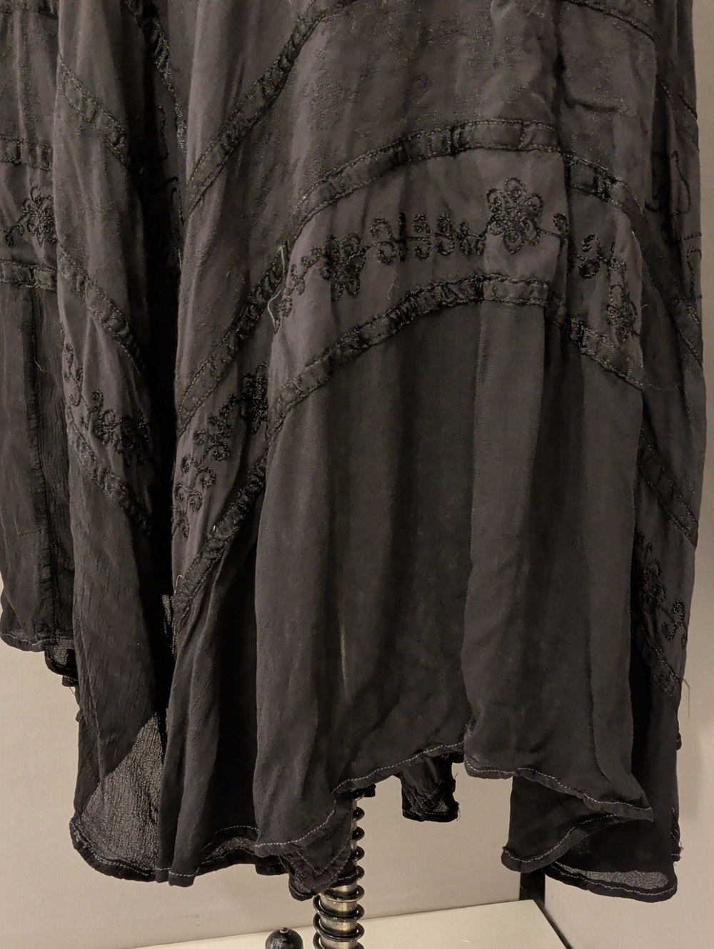 Bohemian Sleeveless Corset Lace Midi Dress Embroidered Vintage Black Full Skirt - Picture 3 of 16